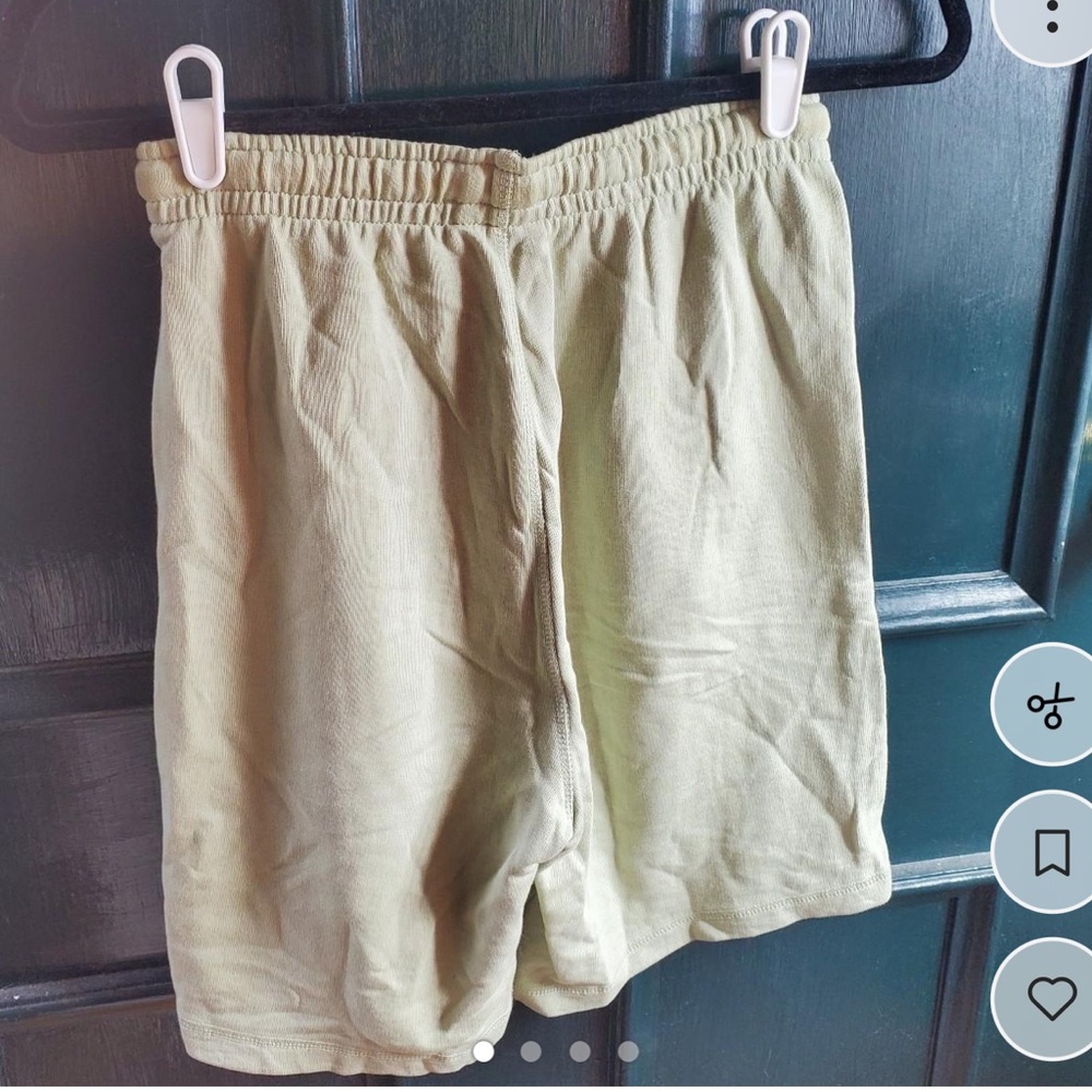 KOTN Light Green Casual Shorts